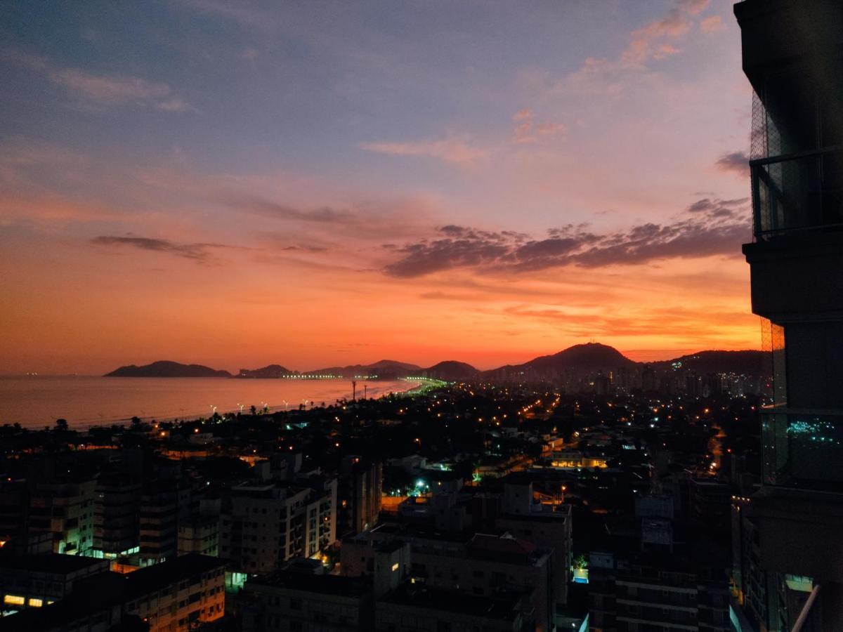Vista Para Mar!!! Lazer Completo A Poucos Passos Da Praia กัวรูจา ภายนอก รูปภาพ